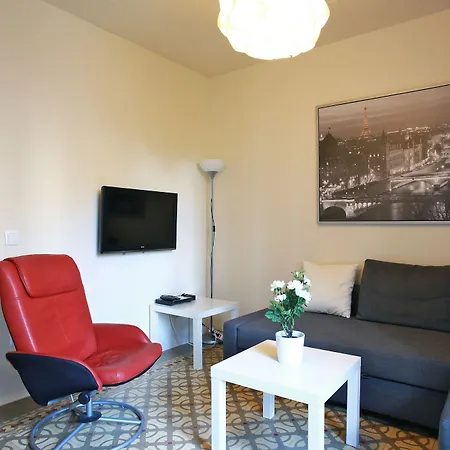 Park Apartment