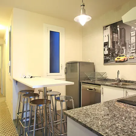 Park Apartment *